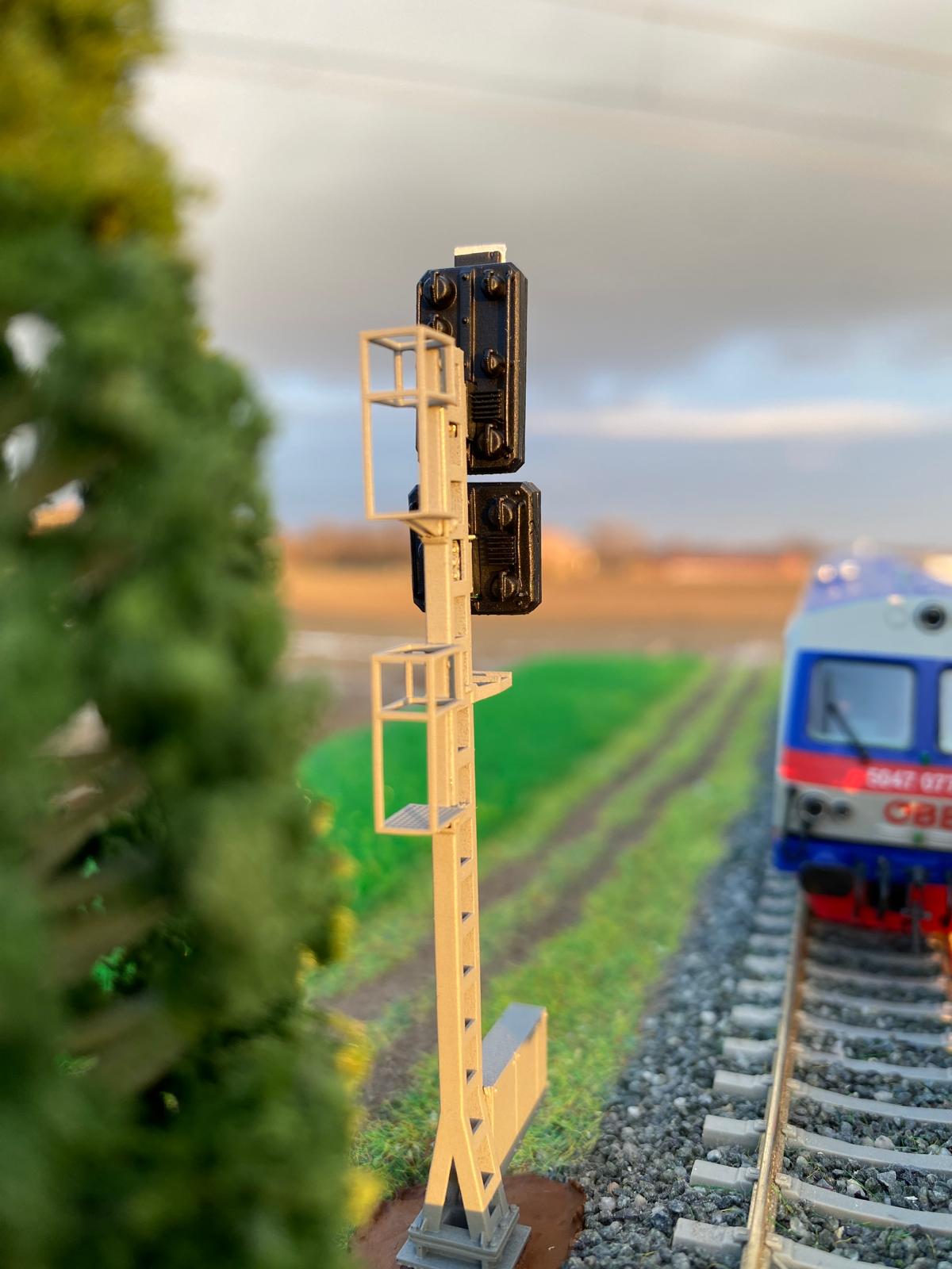 ÖBB-Hauptsignal mit Vorsignal – Spur H0 – Konfigurierbar (ab 1980)